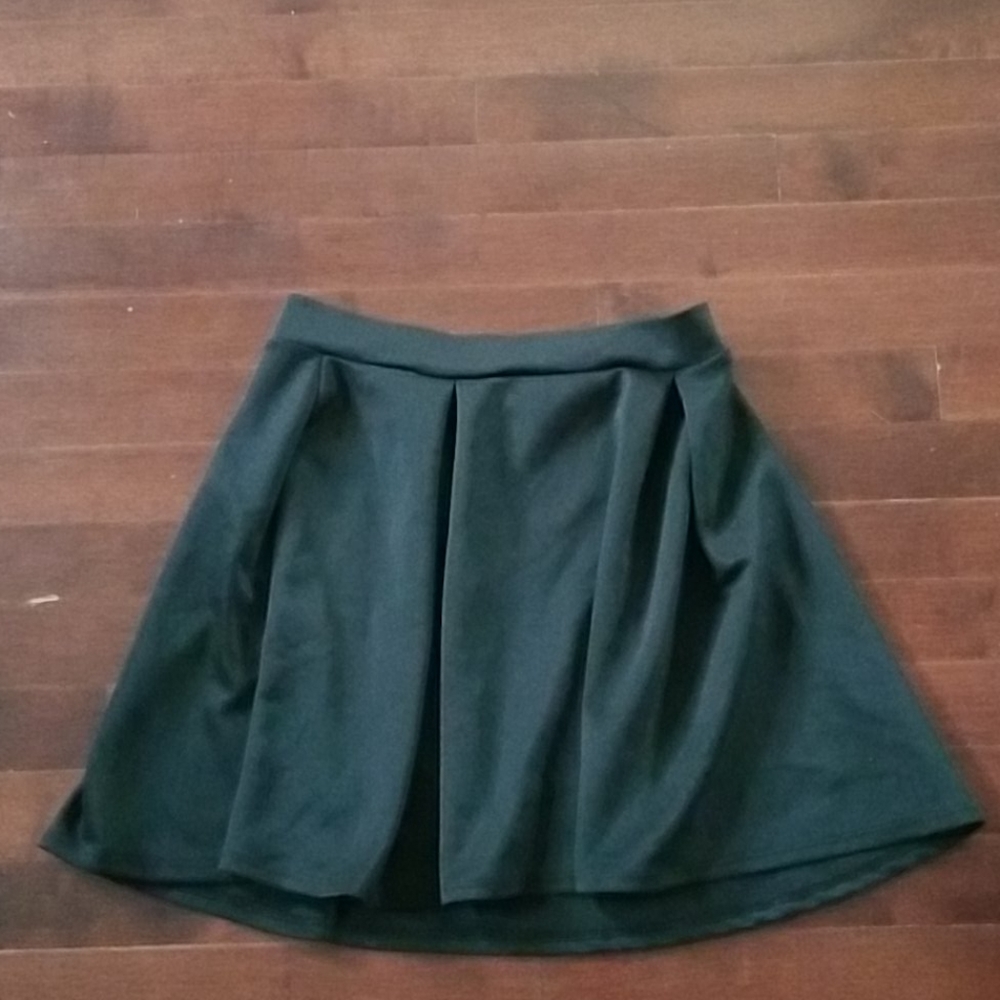 Black skater skirt